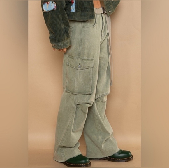 POL High Rise Belted Cargo Jeans - Picture 4 of 12
